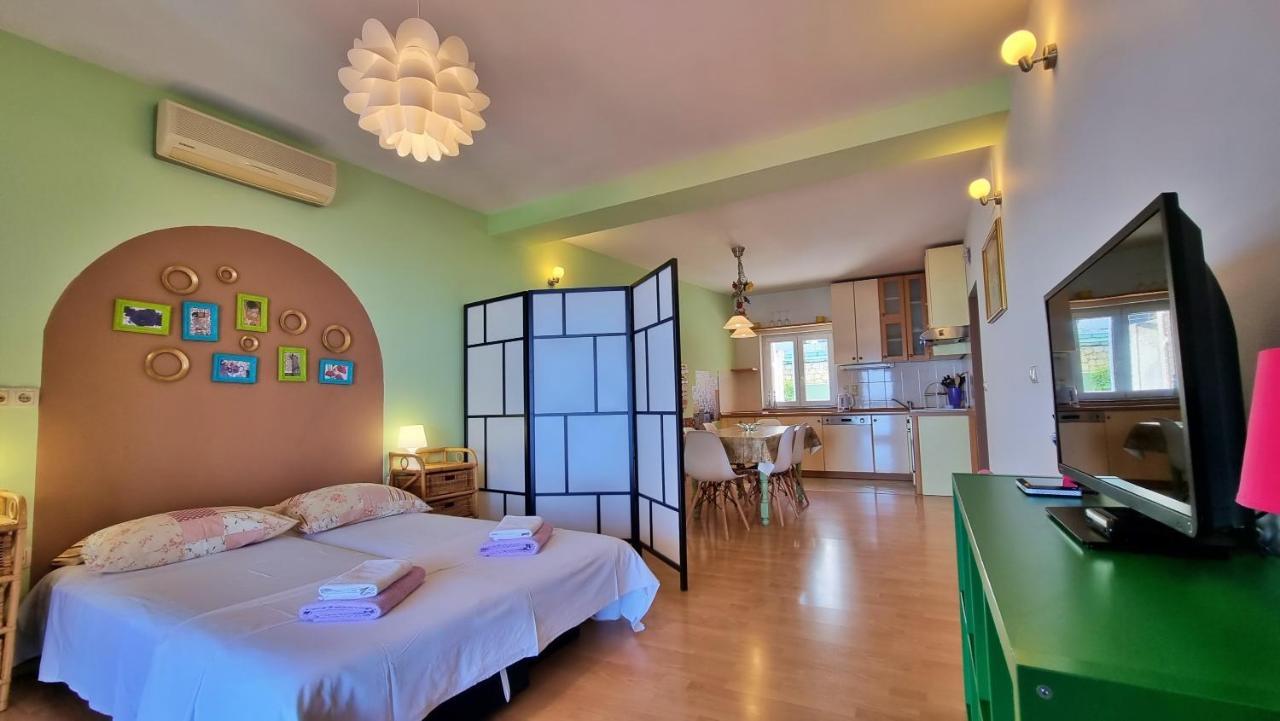 Apartments Soric Omiš Exterior foto